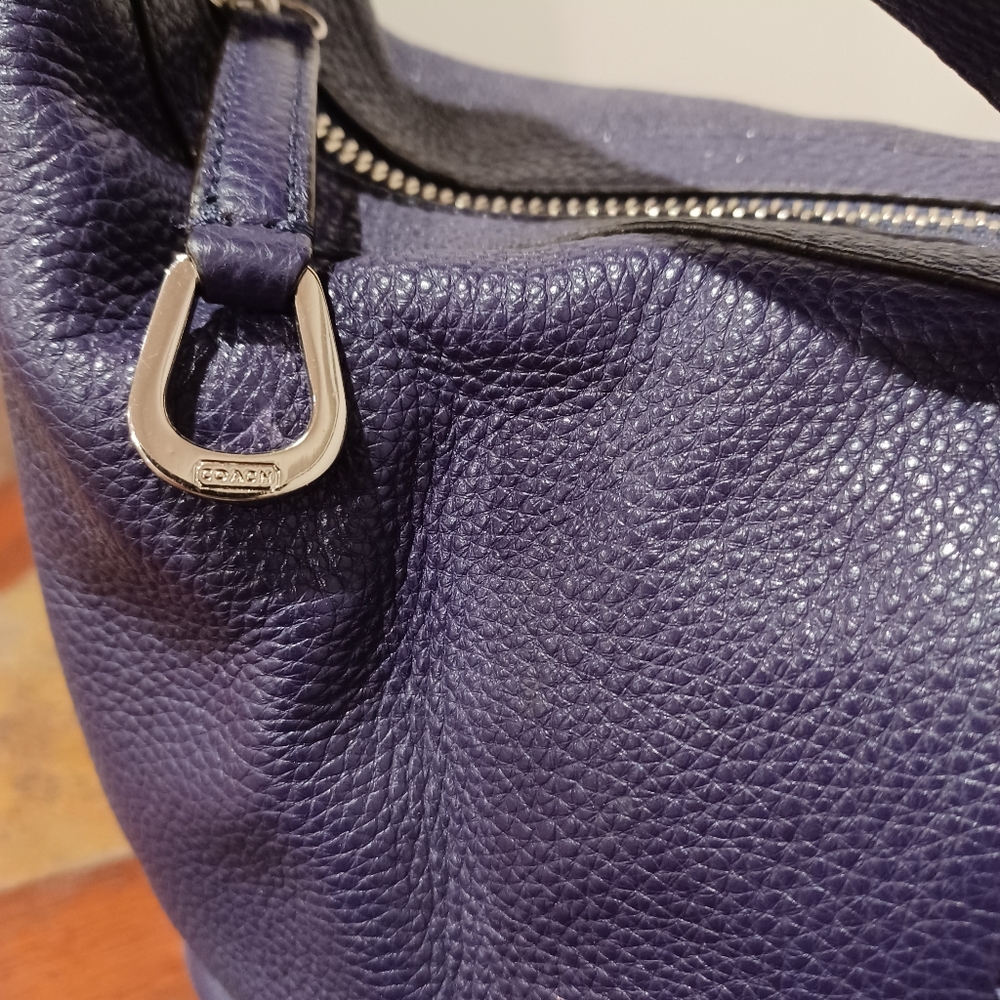 Coach Hand Bag 👜